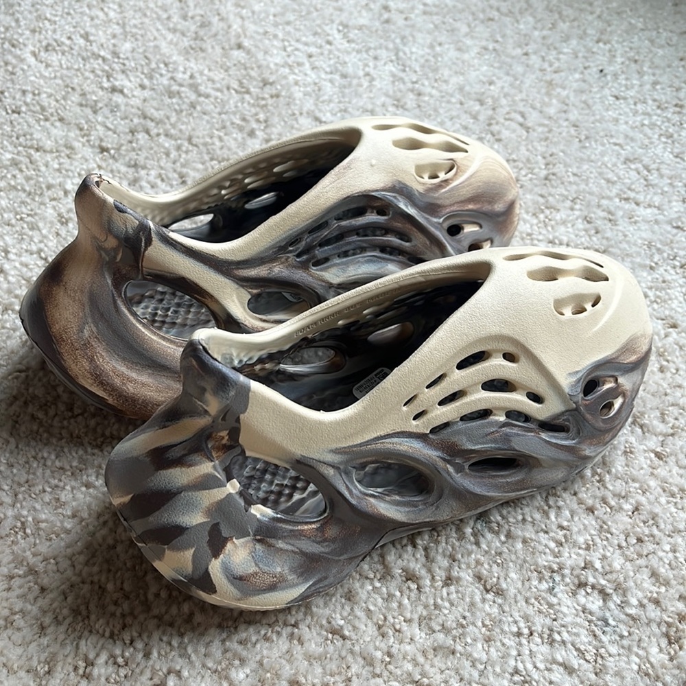 Unisex Men’s 8 Foam Runner